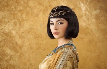 cleopatra as a young women in profile exuding soft sensuality